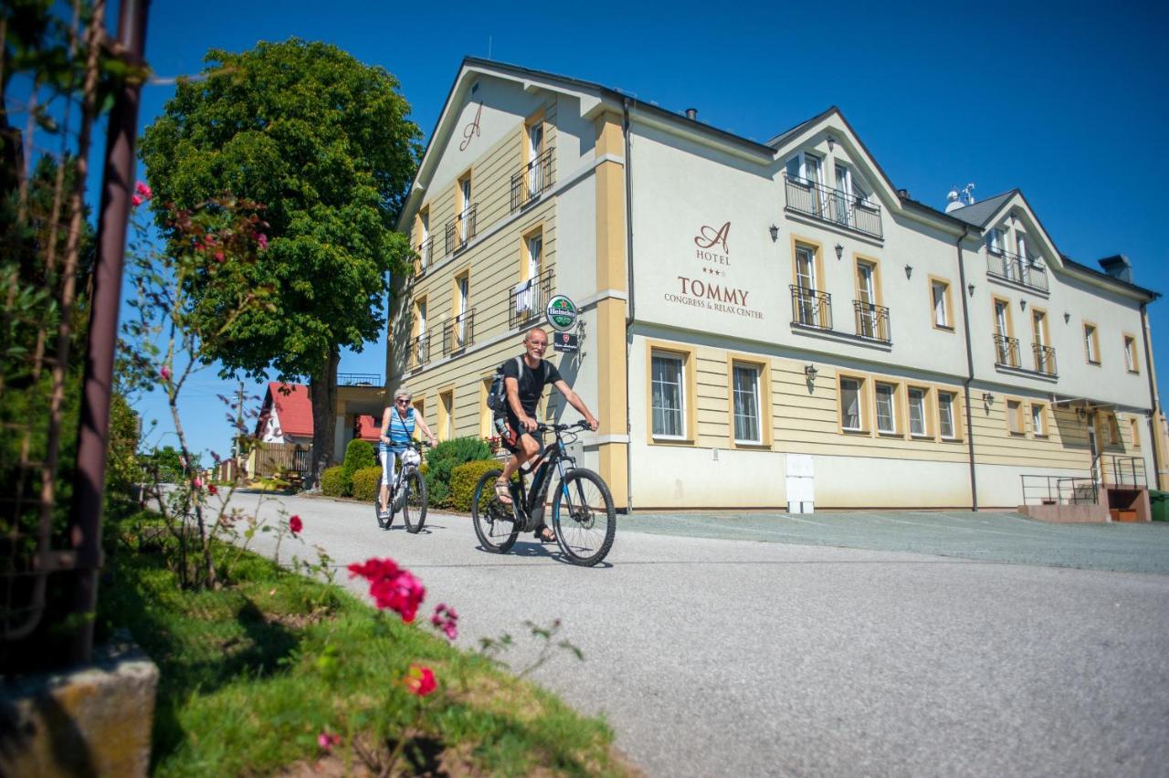 Hotel Tommy Wellness & Spa Náchod Dış mekan fotoğraf