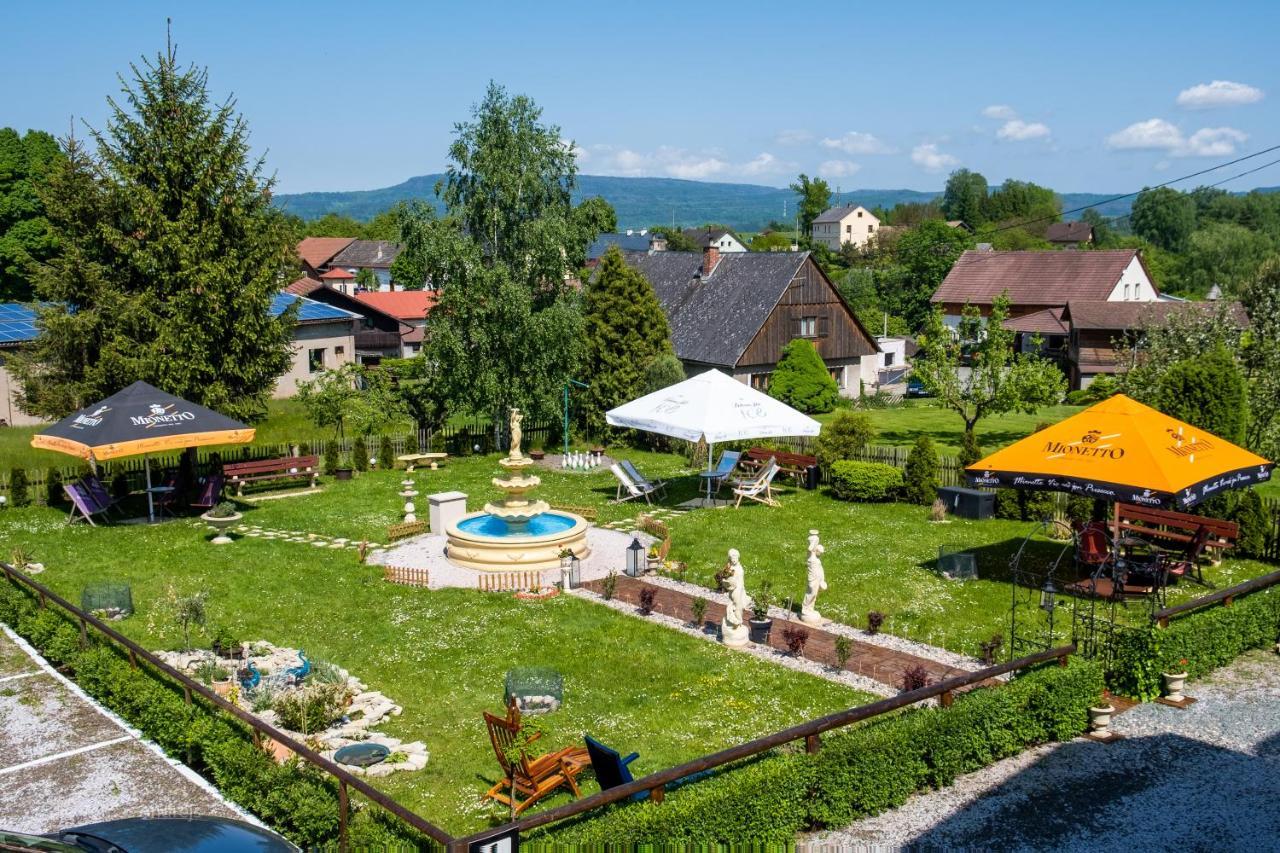 Hotel Tommy Wellness & Spa Náchod Dış mekan fotoğraf