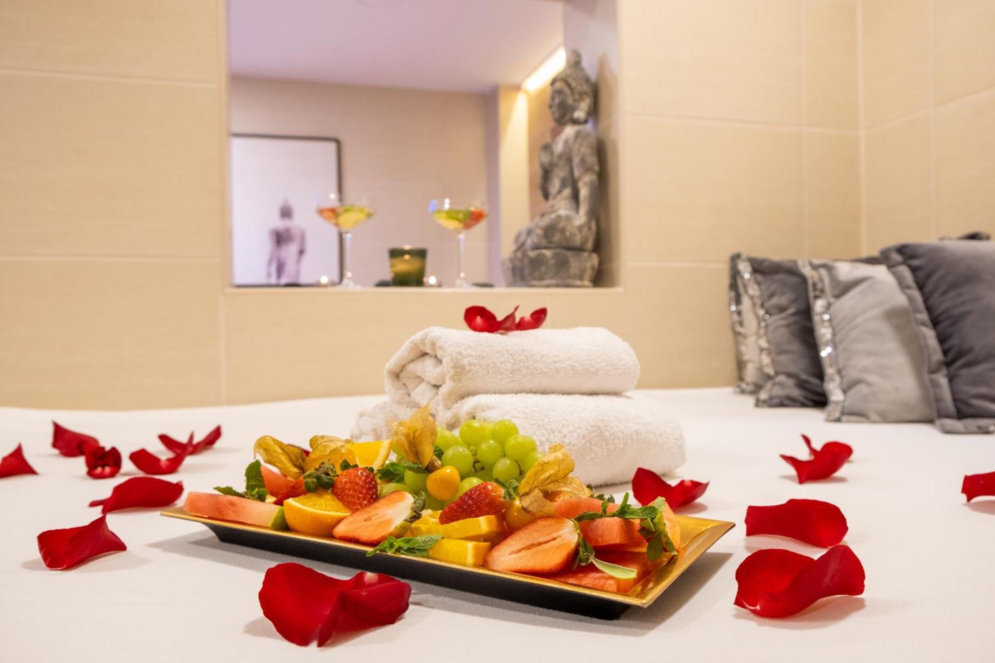 Hotel Tommy Wellness & Spa Náchod Dış mekan fotoğraf