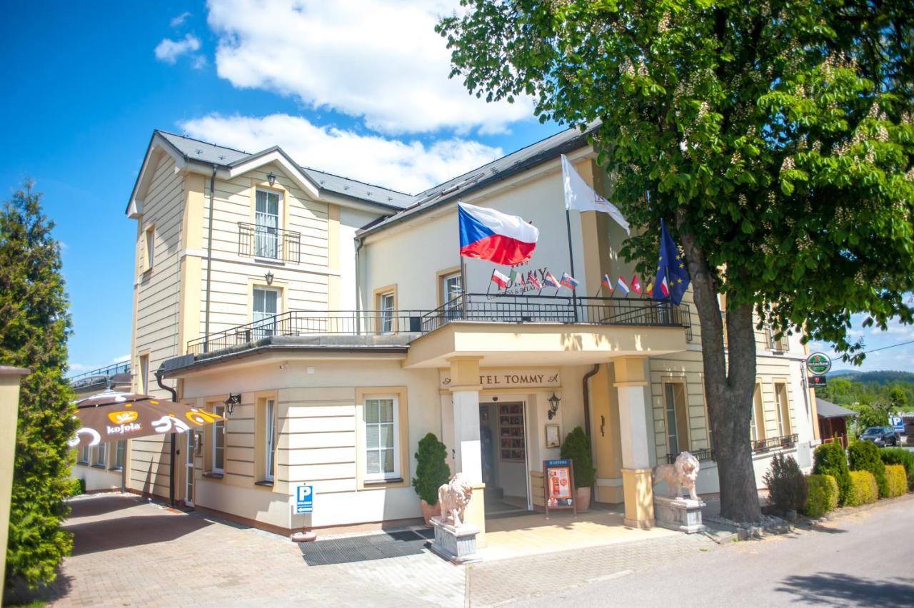 Hotel Tommy Wellness & Spa Náchod Dış mekan fotoğraf